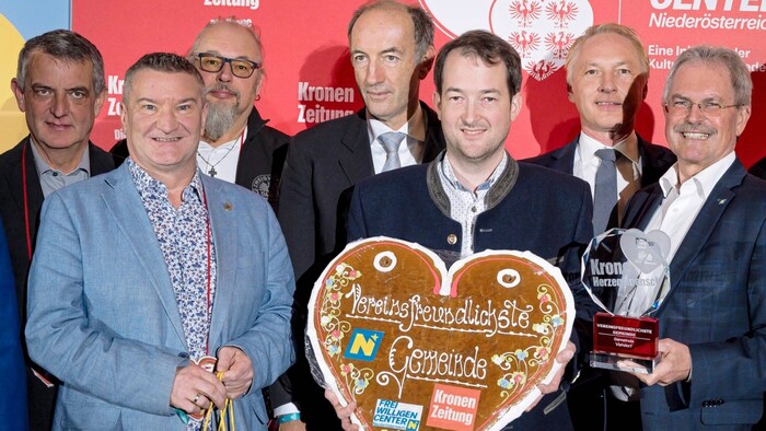 Viehdorf took first place in the "most club-friendly municipality" category. "Krone" publisher ...