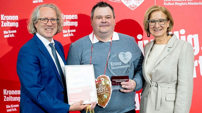 „Joe“ Kronister packt in Pöggstall kräftig an: Etwa wenn es um die Errichtung eines neuen ...