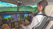 Die Simulatoren liefern eine präzise Cockpit- und Systemreplikation sowie einen hohen Grad an ...