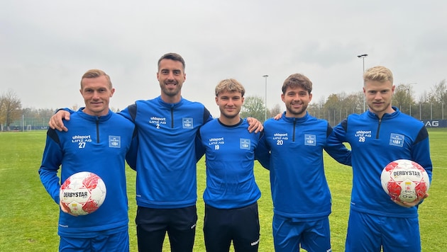 The blue and white Salzburg players: Goiginger, Strauss, Briedl, Seidl and Ibertsberger. (Bild: BW Linz)