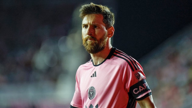 Lionel Messi has lost his smile. (Bild: AFP/APA/Chris Arjoon)