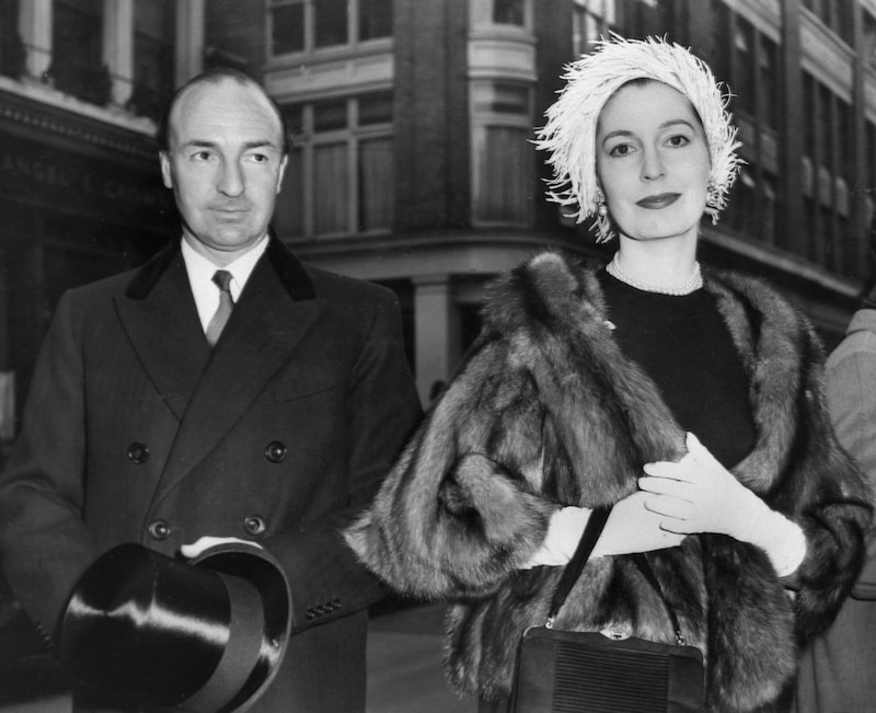 Der konservative britische Kriegsminister John Profumo, hier mit seiner Ehefrau (Bild: AFP / picturedesk.com)