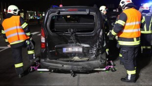 Der Kreuzungsbereich war etwa eine Dreiviertelstunde nur erschwert passierbar. 