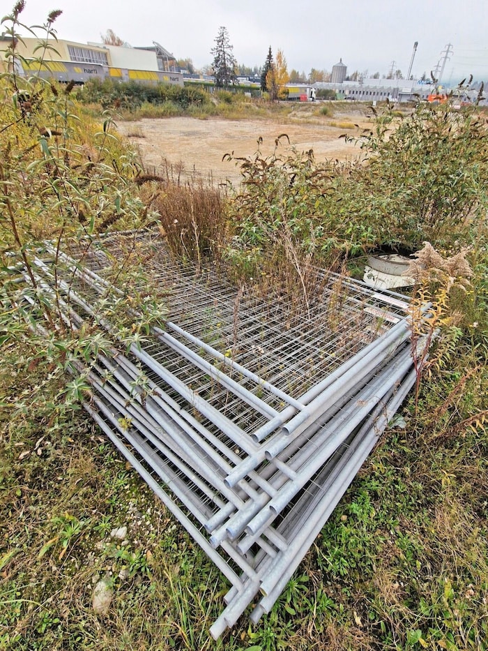 Building materials still bear witness to the grand plans