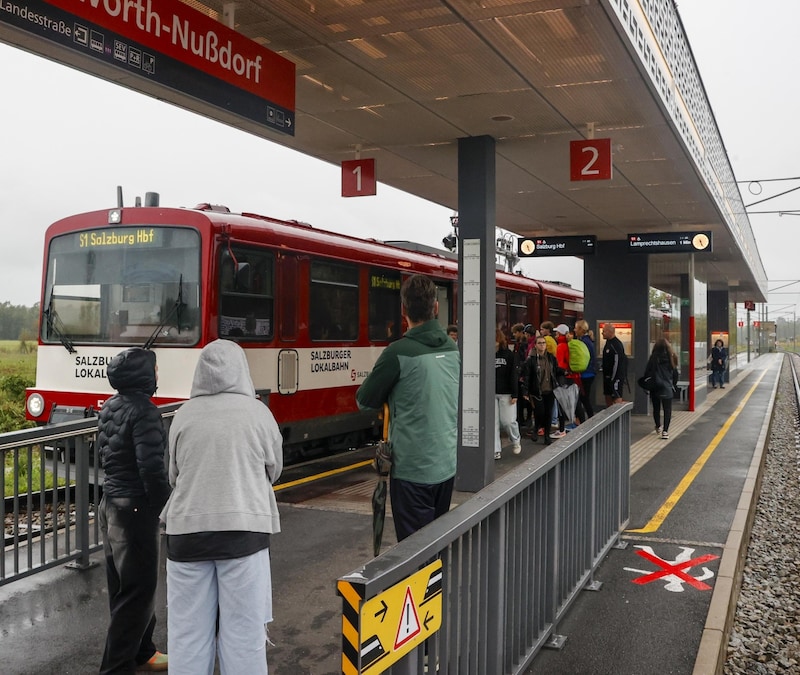 Dort, wo die Lokalbahn bereits etabliert ist, wie in Nußdorf, ging die Befragung zum S-Link durchwegs positiv aus. (Bild: Tschepp Markus)