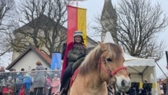 In Markt Sankt Martin saß heuer erstmals eine „Martina“ auf dem Pferd. (Bild: zVg)