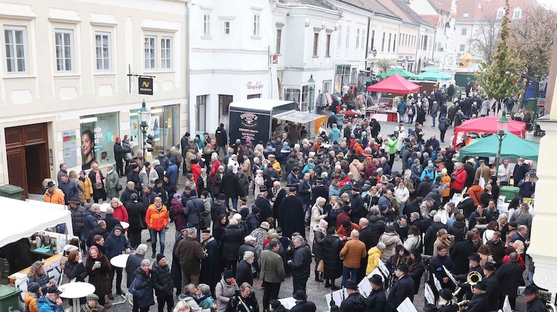 In der Landeshauptstadt wurde ab 9 Uhr gefeiert. (Bild: Judt Reinhard)