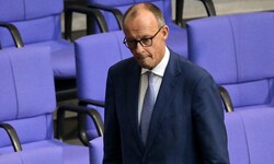 CDU-Chef Friedrich Merz drängt Kanzler Olaf Scholz darauf, möglichst rasch die Vertrauensfrage ...
