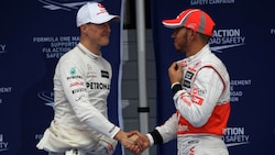 Michael Schumacher (l.) und Lewis Hamilton, 2012 (Bild: GEPA/GEPA pictures)