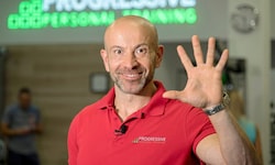 Fünf Tipps, die einfach in den Alltag zu integrieren sind, verrät Fitness-Experte Lukas ...