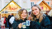 Am Grazer Hauptplatz herrscht an den Adventwochenenden Menschengedränge.