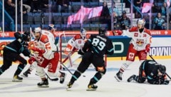 Die Bulls-Abwehr um Goalie Tolvanen machte in Lahti einen tollen Job. (Bild: 2024 EC Red Bull Salzburg)