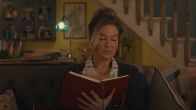 The first trailer for "Bridget Jones - Crazy About Him" reveals a shocking death and shows a young lover. (Bild: Screenshot youtube.com/@UniversalPictures)