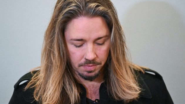 After the scandal surrounding fabricated accusations of anti-Semitism, Ofarim is asking for a second chance. (Bild: picturedesk.com/Hendrik Schmidt / dpa)