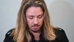 Nach dem Skandal um erfundene Antisemitismus-Vorwürfe bittet Ofarim um eine zweite Chance.