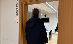 Der Vater gesteht im Wiener Landl, dass er Heroin zuhause hatte. Die Mutter ahnte davon nichts.