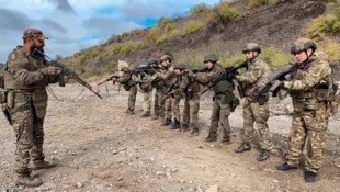 Russlands Generalstabschef Waleri Gerassimow hat eine Herbstoffensive mit neuen Zielen in der ...