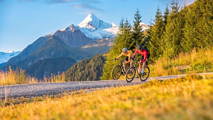 Immer mehr wollen mit Gravelbikes, einem Hybrid aus Rennrad und Mountainbike, hoch hinaus.