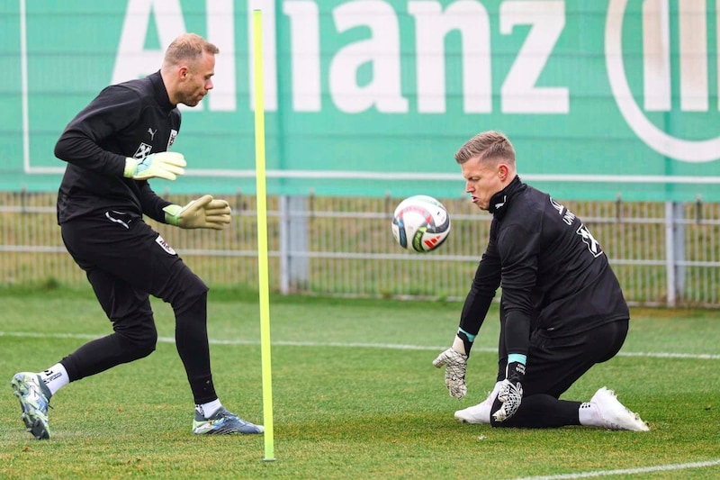 Mit Patrick Pentz pflegt Alex einen gesunden Konkurrenzkampf. (Bild: GEPA/GEPA pictures)