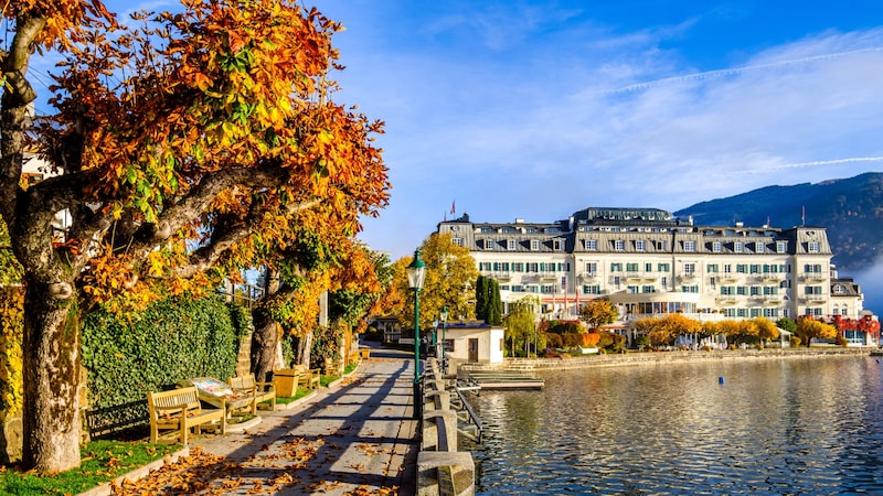 Seepromenade mit Blick auf das Grand Hotel. (Bild: Ralph Hoppe - www.FooTToo.de)