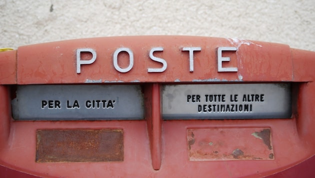 40 kilos of mail from a total of ten years: In Italy, a letter carrier simply failed to deliver ...