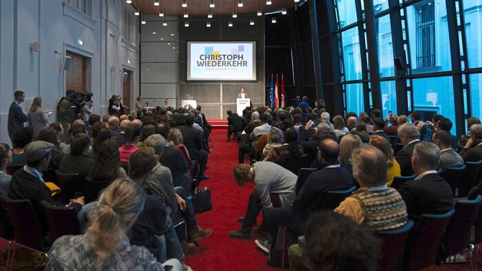 Teilnehmer des Wertekonvents in der Hofburg bei der Eröffnungsrede. 