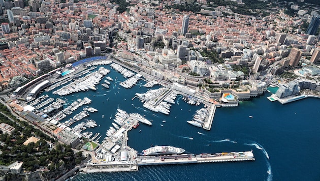 The breathtaking view of Monaco. Formula 1 will remain a guest until 2031. (Bild: GEPA/GEPA pictures)