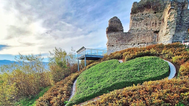 One of the highlights of the ruins circular trail is the "Styrian Heart". (Bild: Weges)