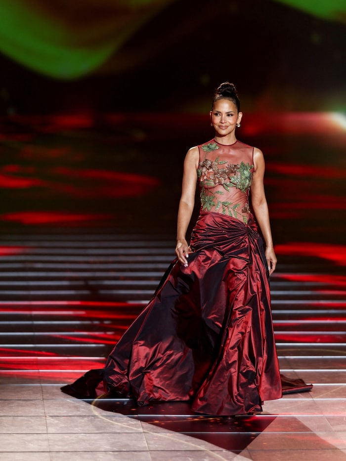 Halle Berry schlüpfte 22 Jahre nach ihrem Sieg bei den Oscars wieder in ihre legendäre Robe.