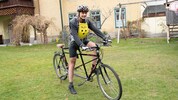Mit seinem Freund unternimmt Roberto lange Radtouren wie beispielsweise nach Triest oder nach ...