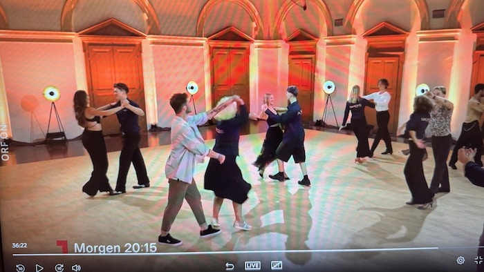Wen’s interessiert: Bald geht’s wieder los mit den „Dancing Stars“ …