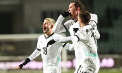 Österreich führte zur Pause durch Tore von Baumgartner und Gregoritsch mit 2:0.