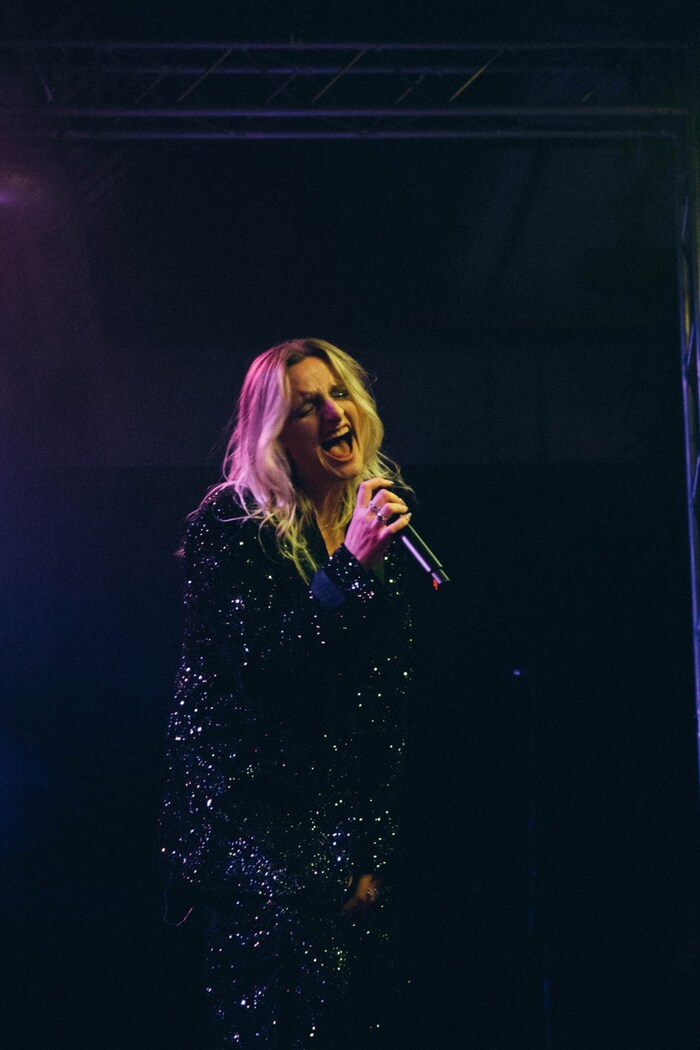 Julia Steen will rock the after-show party with free entry. 