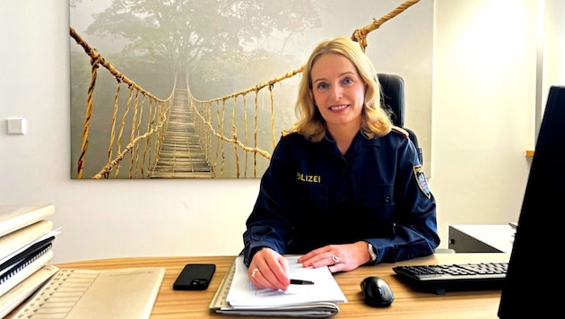 Named a "mafia bride" without guilt: In an interview with the "Krone" newspaper, Carinthia's police chief Michaela Kohlweiß talks about the raid and the unfounded and confused accusations. (Bild: Klaus Loibnegger)