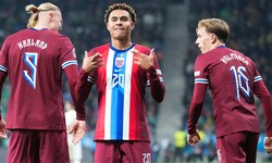 Antonio Nusa (Mitte) und Co. gehen in Slowenien als 4:1-Sieger vom Platz …