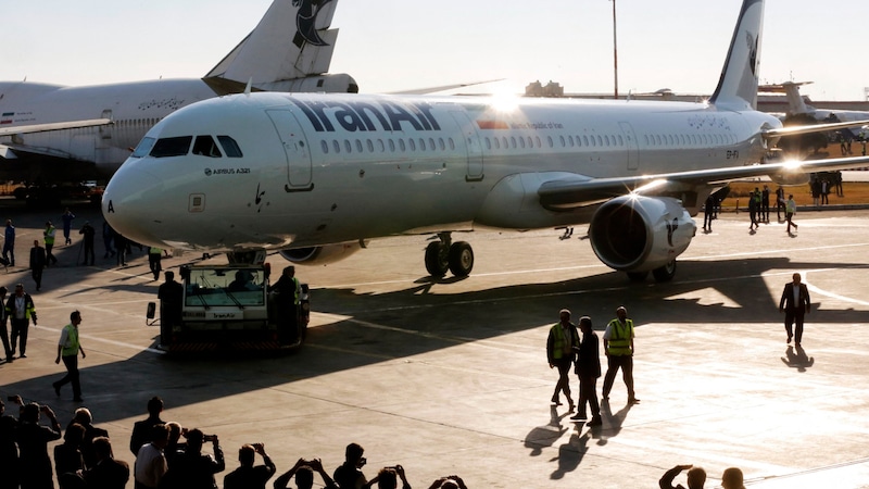 Iran Air darf künftig nicht mehr in der EU landen. (Bild: APA/AFP)