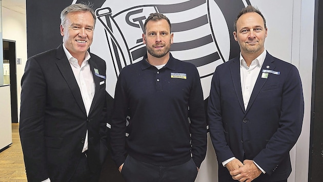 Boss Christian Jauk (left) and managing director Thomas Tebbich (right) are now backing Jürgen Säumel. (Bild: SKSturmGraz)