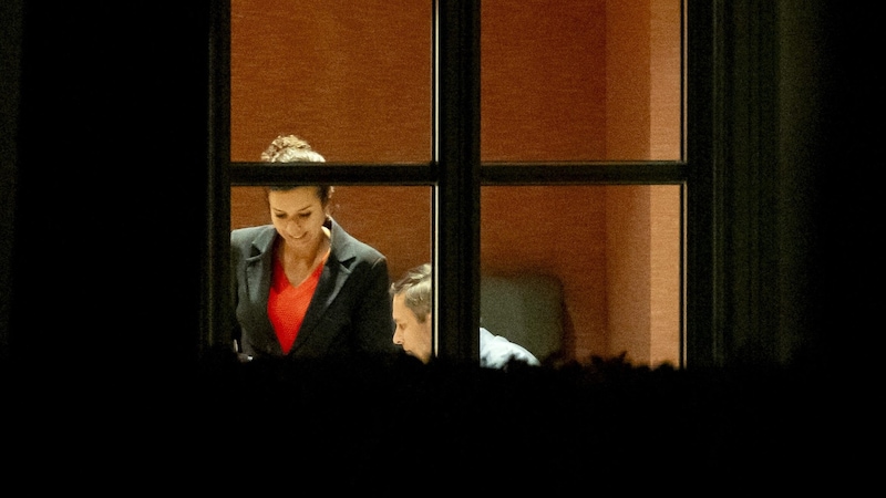 Nora Achahbar wurde nach der Kabinettssitzung am Freitag in der offiziellen Residenz des Premiers gesehen. (Bild: AFP)