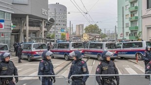 Rund um das Liebenauer Stadion wird das Polizeiaufgebot riesig sein. 