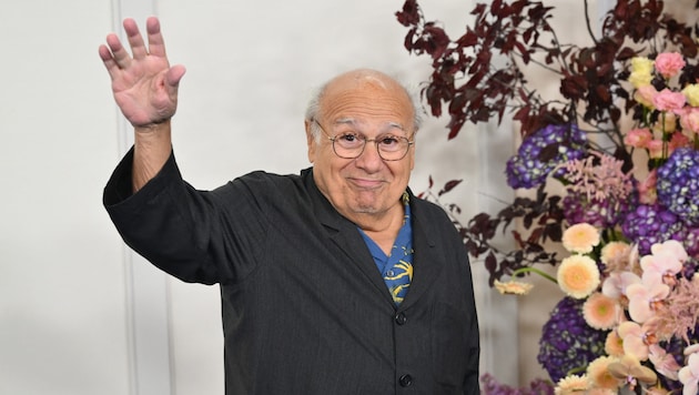 Hollywood joker Danny DeVito celebrates his 80th birthday on Sunday. (Bild: APA/AFP/ANGELA WEISS)