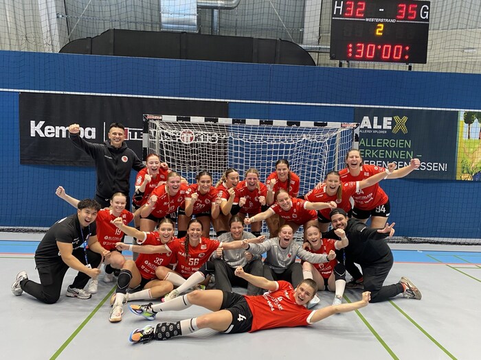 Nach dem SIeg im ersten Spiel war bei Atzgersdorf die Freude riesengroß.