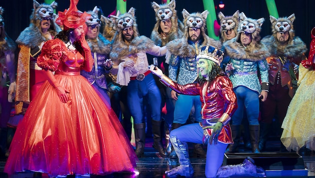 "La Cenerentola" throws fairytale clichés overboard at Graz Opera. (Bild: Oper Graz/Werner Kmetitsch)