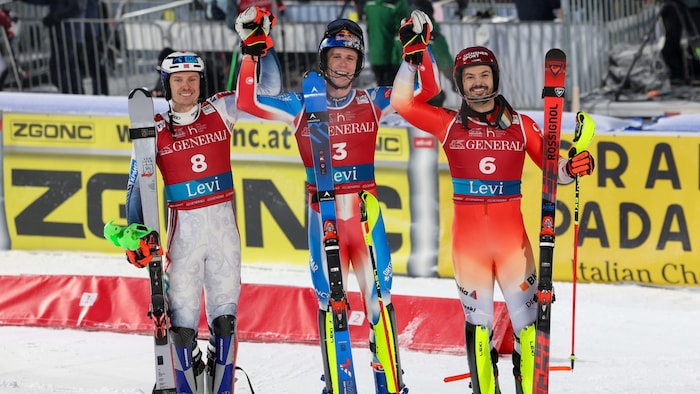 Henrik Kristoffersen, Clement Noel und Loic Meillard (v.l.n.r.)