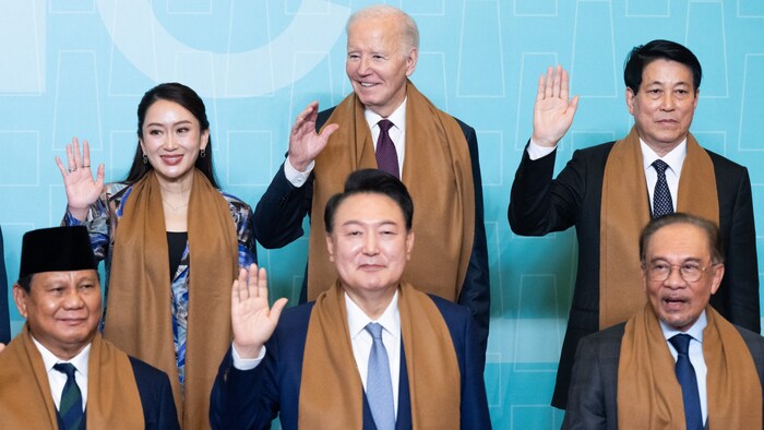 So sieht eines der traditionellen Familienfotos auf dem APEC-Gipfel aus.