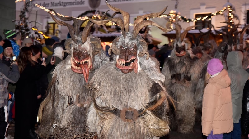 Krampus parades in St. Michael: on December 7, their bells will once again be heard from afar. (Bild: Roland Holitzky)