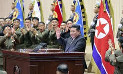 Dieses am Montag von Nordkoreas staatlicher Nachrichtenagentur veröffentlichte Bild zeigt ...