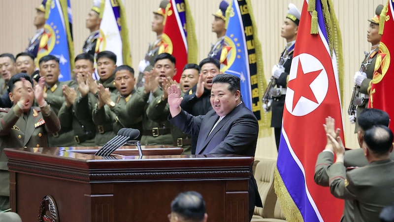 Celebrated dictator: Kim Jong-un (Bild: APA/AFP/KCNA VIA KNS/STR)