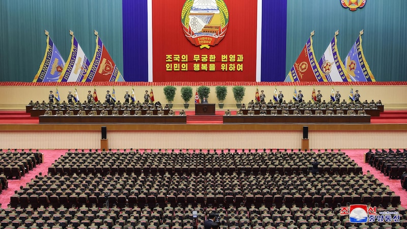 Konferenz der Kommandeure des 4. Bataillons in Pjöngjang (Bild: APA/AFP/KCNA VIA KNS/STR)