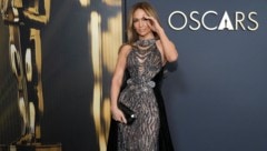 Jennifer Lopez ließ bei den Governors Awards tiefe Einblicke zu. (Bild: APA/Jordan Strauss/Invision/AP)