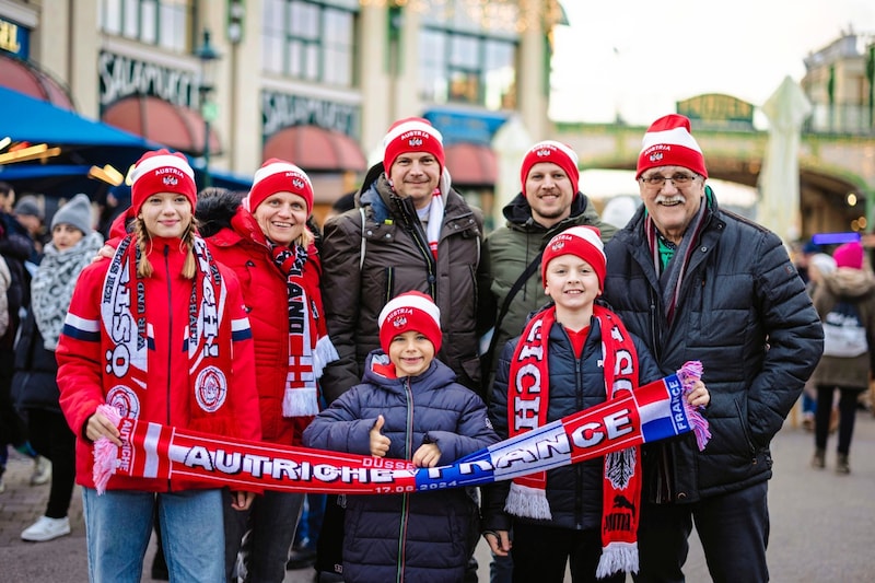 Andrea, Markus, Matthias, the kids and grandpa Franz. (Bild: Urbantschitsch Mario/Mario Urbantschitsch)